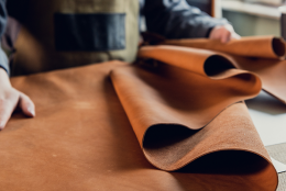 Plasseraud IP contribue au magazine en ligne Leather Fashion Design avec l'article « Le savoir-faire et le secret des affaires »