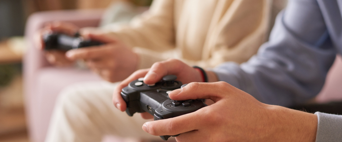 Subsonic wins against Sony